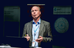 Professor Gunnar Sæter snakket om persontilpasset kreftbehandling